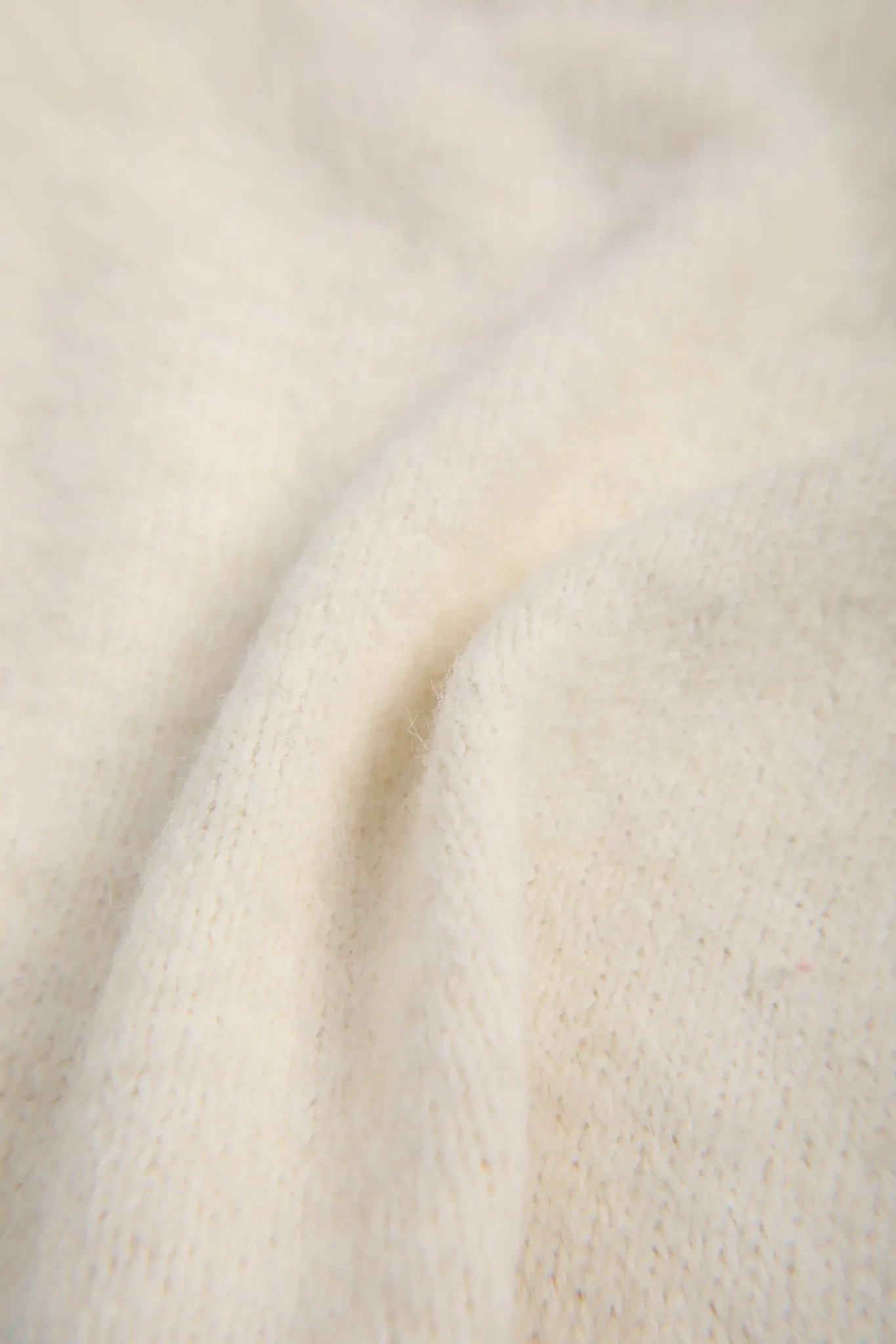 Twisted Bread Dog Alpaca-Feel Knit Skirt